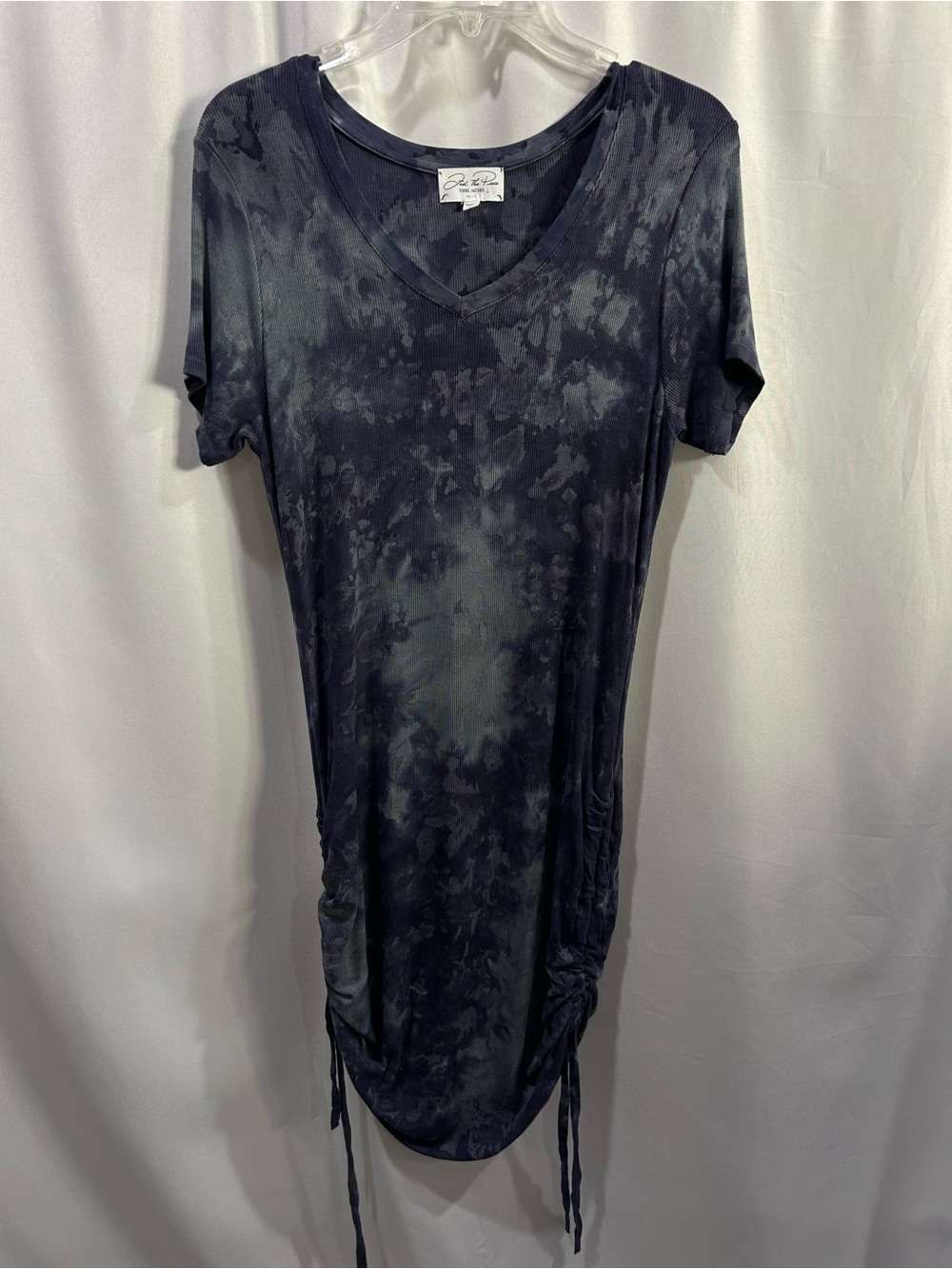 Feel the Piece by Terre Jacob’s Tie Dye Ruched Side Midi Dress LN